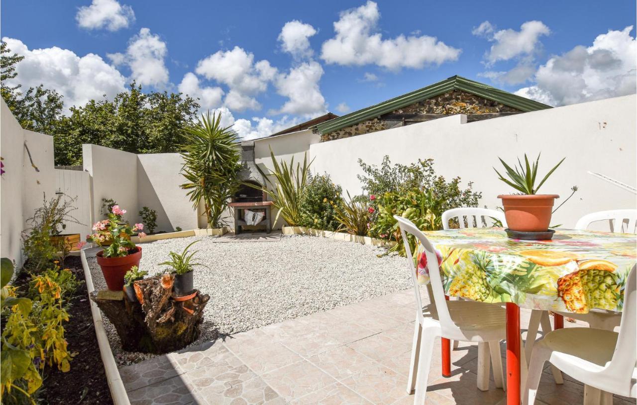 2 Bedroom Lovely Home In St Avaugourd Des Lande Saint-Avaugourd-des-Landes Ngoại thất bức ảnh